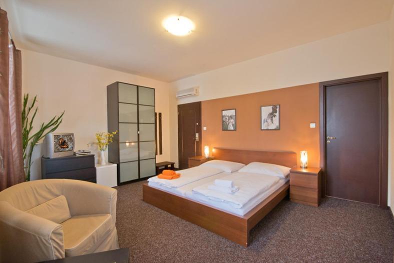 Hotel U Zlateho Byka Písek Room photo